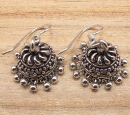 Silver-Earrings-A-jewelry-of-great-elegance-03